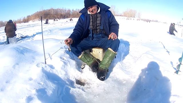 Рыбалка весной 08.03.2017.город Красноуфимск Соболя. смотреть онлайн