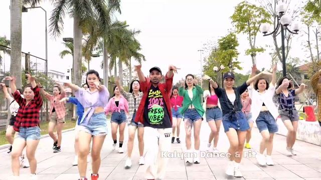 Se Va a Beber | Lirow, Grupo Extra | Bachata | Zumba | Choreo By Kalyan VN смотреть онлайн