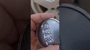 установка колпачков на литые диски