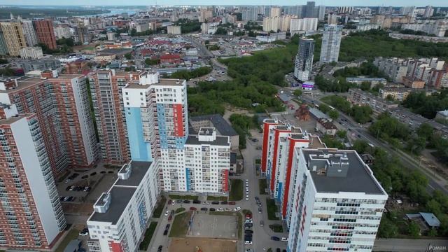 Шоссе Космонавтов и развязка (Крисанова-Столбовая). г. Пермь. Июнь 2022 смотреть онлайн