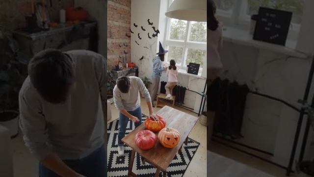 Preparing for the holiday, Halloween #shorts смотреть онлайн