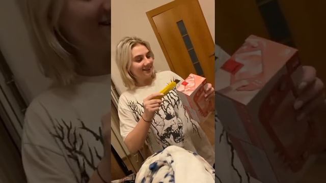 Какой сегодня день.Какой сегодня день,сегодня нам 15 ееее???? смотреть онлайн