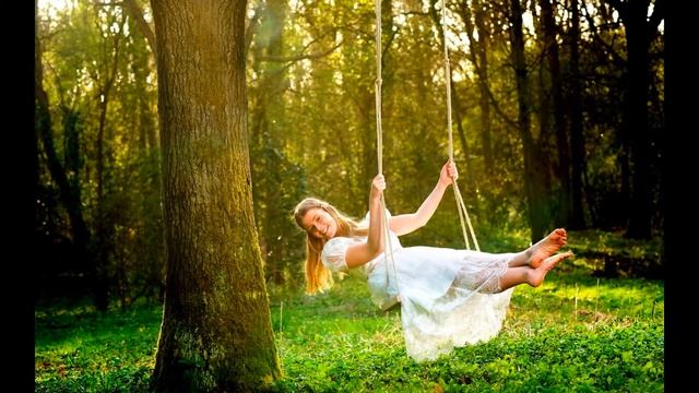 НАТАЛЬЯ ЗЕНКОВА - ДЕТСКИЙ ДВОРИК смотреть онлайн