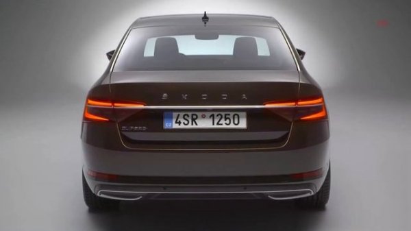 2020 Škoda Octavia vs Škoda Superb, Octavia vs Superb - visual design compare