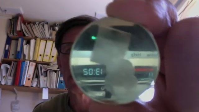 Как празднуют День Победы у англичан?