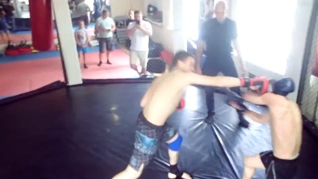D.M.G. - Данил Сторожев VS Александр Волков смотреть онлайн