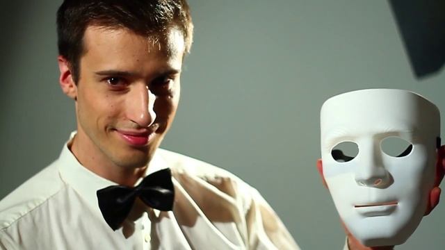 Маска кабуки (Jabbawockeeez) - чёрный и белый варианты смотреть онлайн