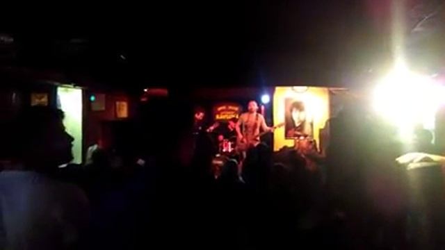 Алюминиевые огурцы - Кино (кавер в "Камчатка" СПБ) 2016 смотреть онлайн