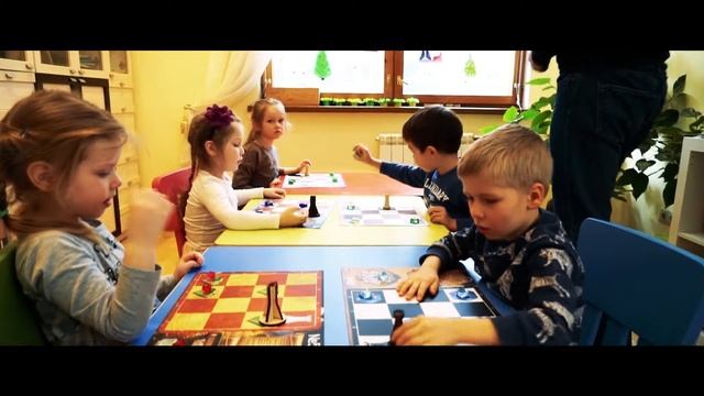 Шахматные фигуры в поисках сокровищ смотреть онлайн