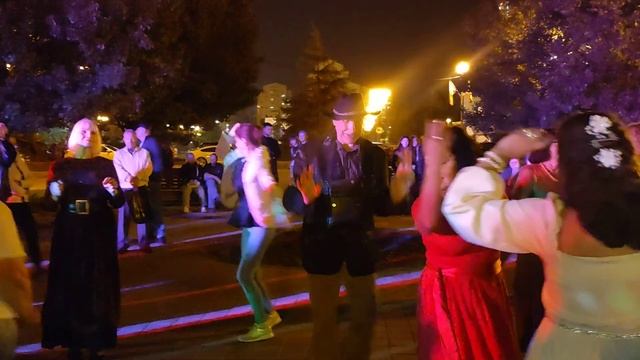 Каблучками тук, тук, тук. смотреть онлайн