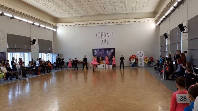 Джайв. Театр танца Фестиваль. Бал цветов в GrandZal смотреть онлайн