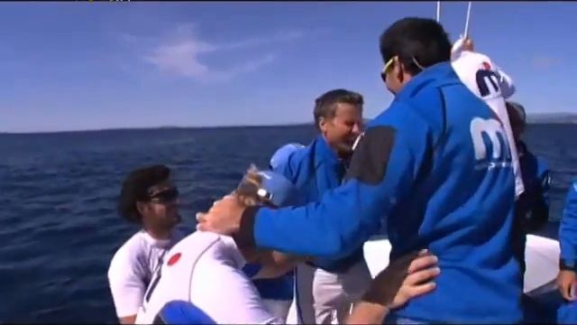 Hydroptère : record de vitesse à la voile ! le bateau vole смотреть онлайн