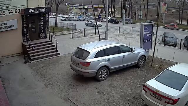 Видеокамера IP IVM-1326-H81. H81, HI3518E, 3.6мм. Улица, день. смотреть онлайн
