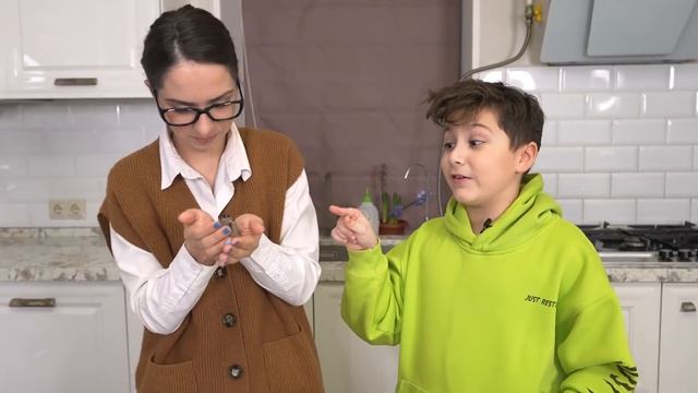 ВЫГНАЛ Из КИНОТЕАТРА... Как Пронести ЖИВОТНЫХ в КИНОТЕАТР смотреть онлайн