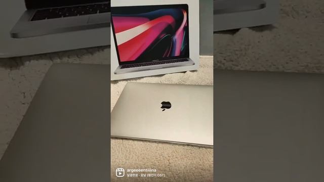 MacBook Pro Silver ❤️