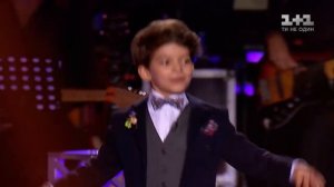 Рафаэлле, Катрина-Паула, Дарья - "Papaoutai"