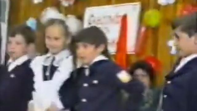 г. Ленск Республика Саха (Якутия), Последний звонок школы №4 1991 год смотреть онлайн