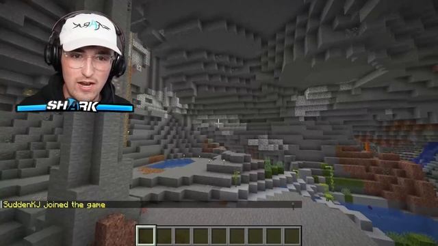 I Scared My Friend with BLOOD Cave in Minecraft смотреть онлайн
