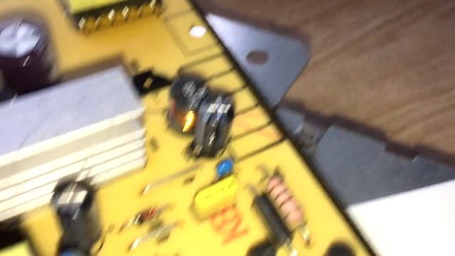 Samsung SyncMaster 720N. Нет сигнала на мониторе. Ремонт. смотреть онлайн