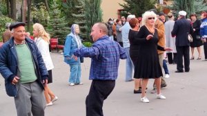 Встретиться хочу Харьков Парк Горького.mp4