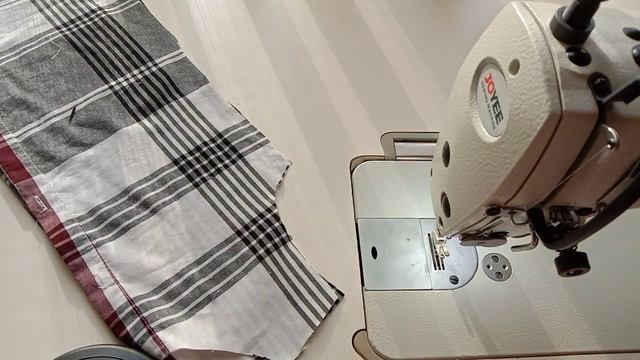 ЛАЙФХАК ИЗ БОЛЬШЕ НЕНУЖНЫЕ РУБАШКИ ДЕЛАЕМ МАЛЕНЬКУЮ РУБАШКУ И МАСКУ ДЛЯ ДЕТЕЙ смотреть онлайн