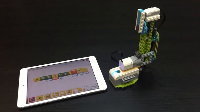 Часы с кукушкой | Cuckoo-clock Lego Education WeDo 2.0 смотреть онлайн