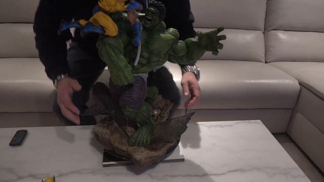 Hulk And Wolverine Maquette By Sideshow Collectibles EXCLUSIVE 998