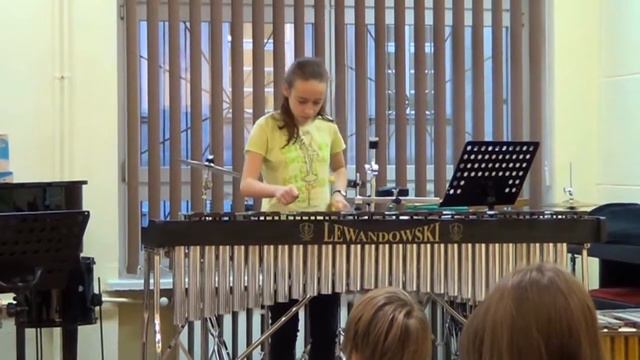 Aleksandra Noga - gra na ksylofonie utwór W. Tsybina - popis z dnia 02 -12- 2013 r. смотреть онлайн