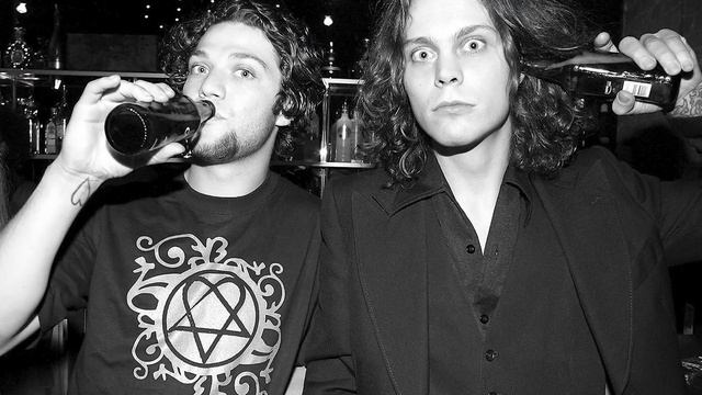 The Downward Spiral of Bam Margera (Why He Was Fired from Jack*ss..) смотреть онлайн