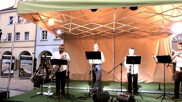Saksoholicy. Koncert-Gliwice Rynek. смотреть онлайн