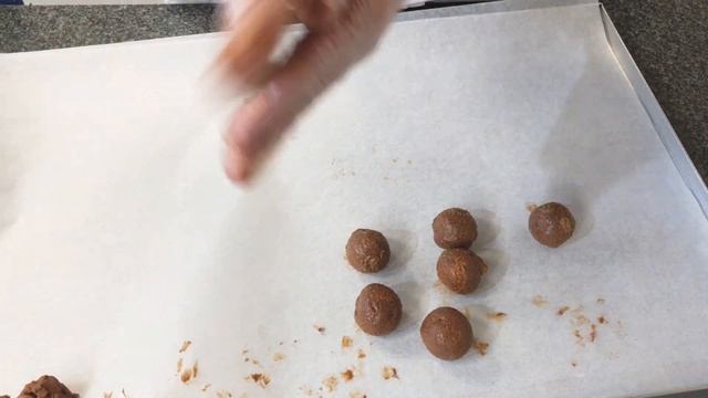 Трюфельная конфета изюм - абрикос смотреть онлайн