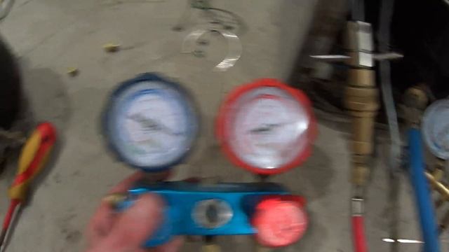 Устранение утечки в холодильнике. Ремонт холодильника LG. Заправка холодильника фреоном. смотреть онлайн