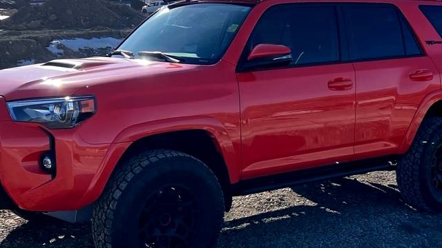 Lifted 2023 Toyota 4Runner TRD Pro in Solar Octane on 285/75R18 Tires смотреть онлайн