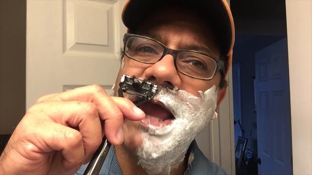 Leaf Shave v. DEFENDER Razor | Sunday Shave ep.27 смотреть онлайн
