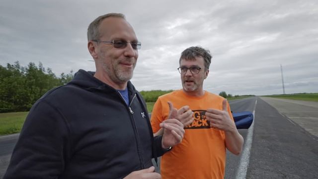 Ma vidéo préférée ! Porsche GT2 RS vs Ferrari 812 vs McLaren 765LT vs Ford GT смотреть онлайн