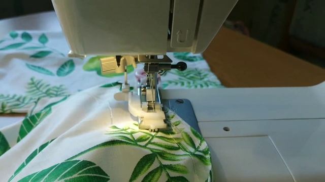 Автоматическая петля на машине Janome Dresscode/ Петли для пуговиц смотреть онлайн