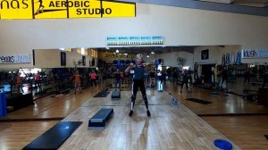 POWER PUMP FULL-BODY WORKOUT