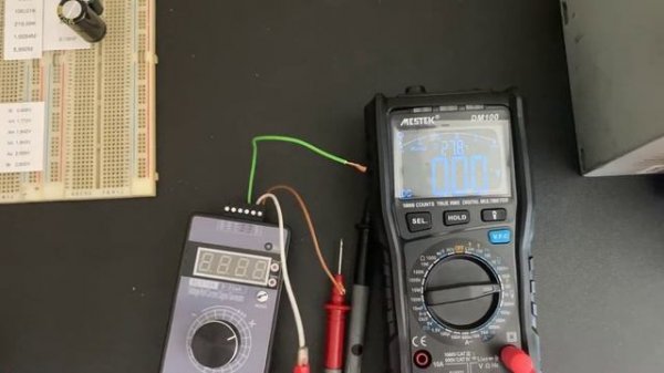 Mestek DM100 - Review