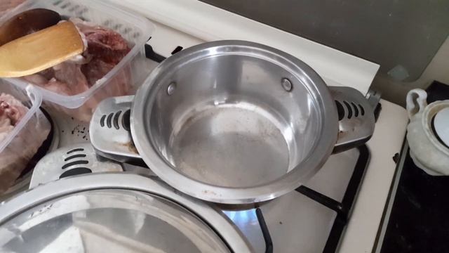 НА КУХНЕ. РАЗДЕЛКА 3 КУРИЦ. 10 БЛЮД, НО РЕЦЕПТ 1. ПРОСТЕЙШИЕ ЗАГОТОВКИ ДЛЯ БУДНЕЙ. смотреть онлайн