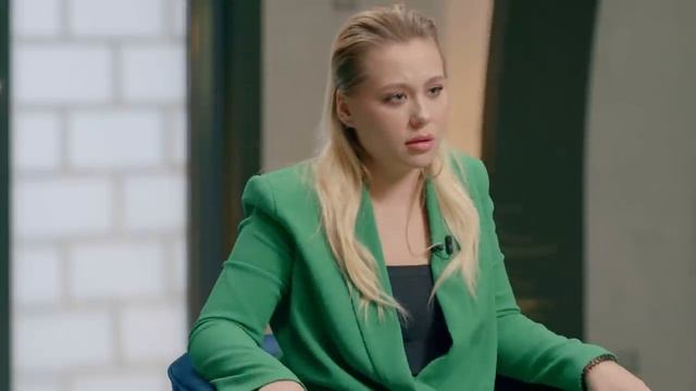 ВЕРОНИКА ЗОЛОТОВА / OНЛИФАНС, УХОД ИЗ ХАУСА, TРАВЛЯ МАТЕРИ / СТЕНКА С ХОФФМАН #13 смотреть онлайн