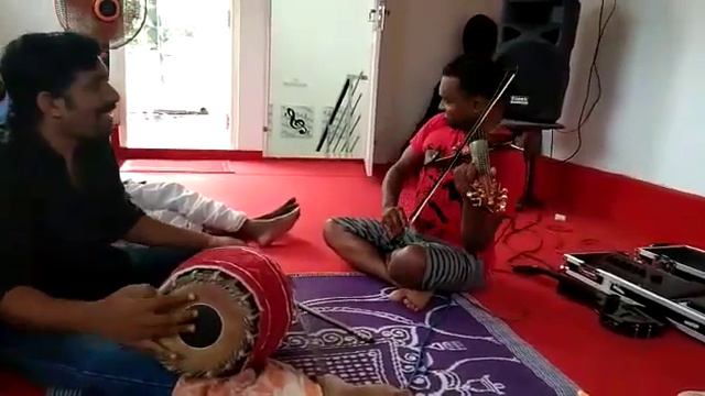 Rare Talent #MSSatheesh Ranni Mridangam Music Fusion #Mridangam  Vs Violin
