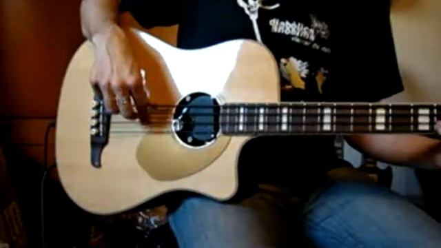 Fender Kingman bass + Schaller pickup смотреть онлайн