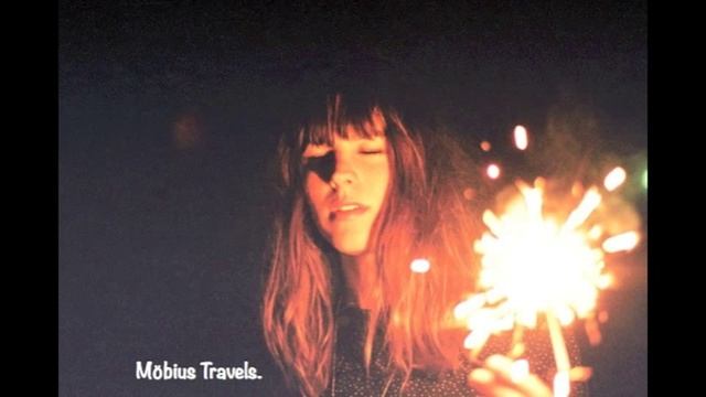 Je Me Perds De Vue - Melody's Echo Chamber смотреть онлайн