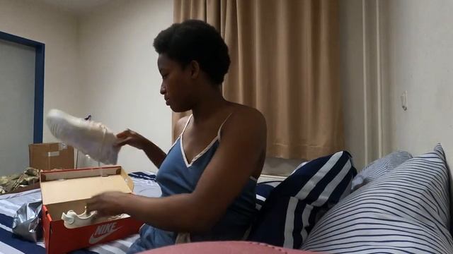 Nike React Art3mis Women's Shoe смотреть онлайн