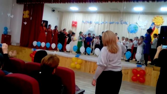 Праздник мы дети Кавказа, за мир на земле смотреть онлайн