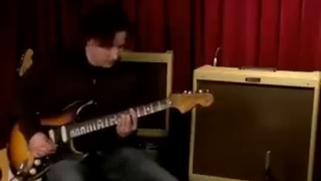 Fender Blues Deville Stratocaster смотреть онлайн