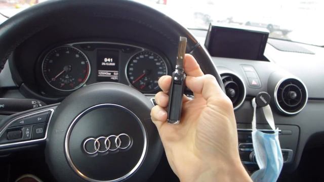 Автоключ Ауди A1 изготовление дубликата чип ключа зажигания в Минске. Remote key programming смотреть онлайн