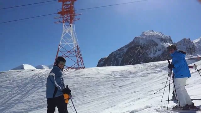 Ехал я как-то раз с горы на лыжах... смотреть онлайн