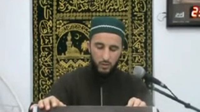 Зам. Имама Буйнакской Джума Мечети Салман ХIажи Уважение Родителей смотреть онлайн