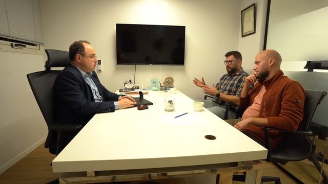 Как вводить деньги в Израиль, говорим с Алексом Водовозом смотреть онлайн